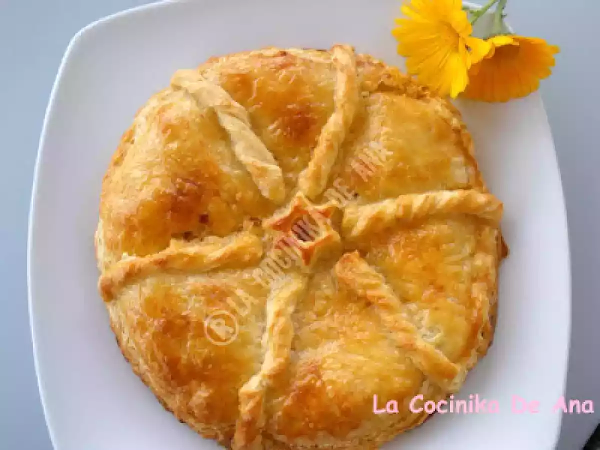 Empanada de pisto, atún y queso - foto 3