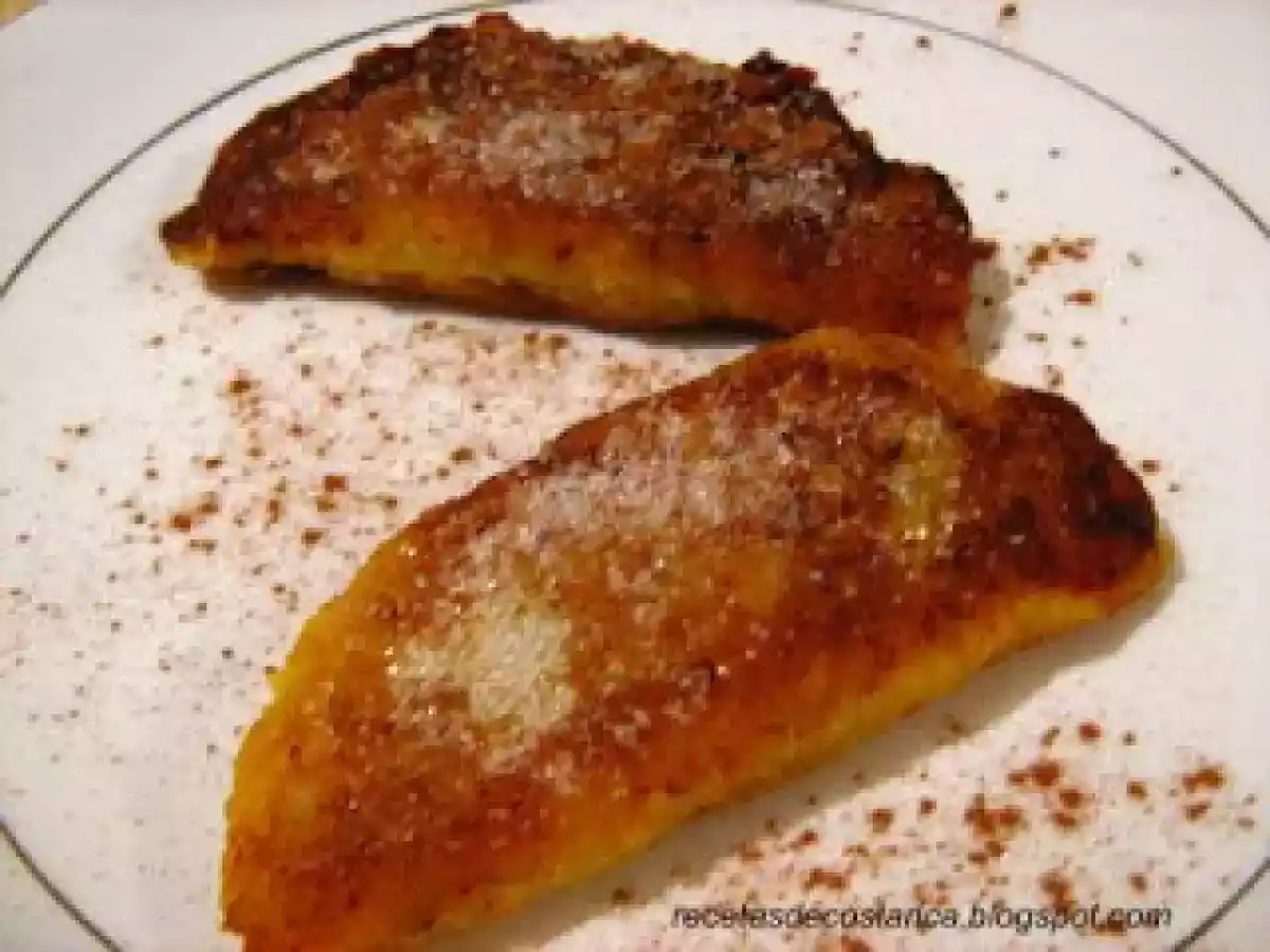 Empanadas de plátano con frijoles - costa rica y salvador