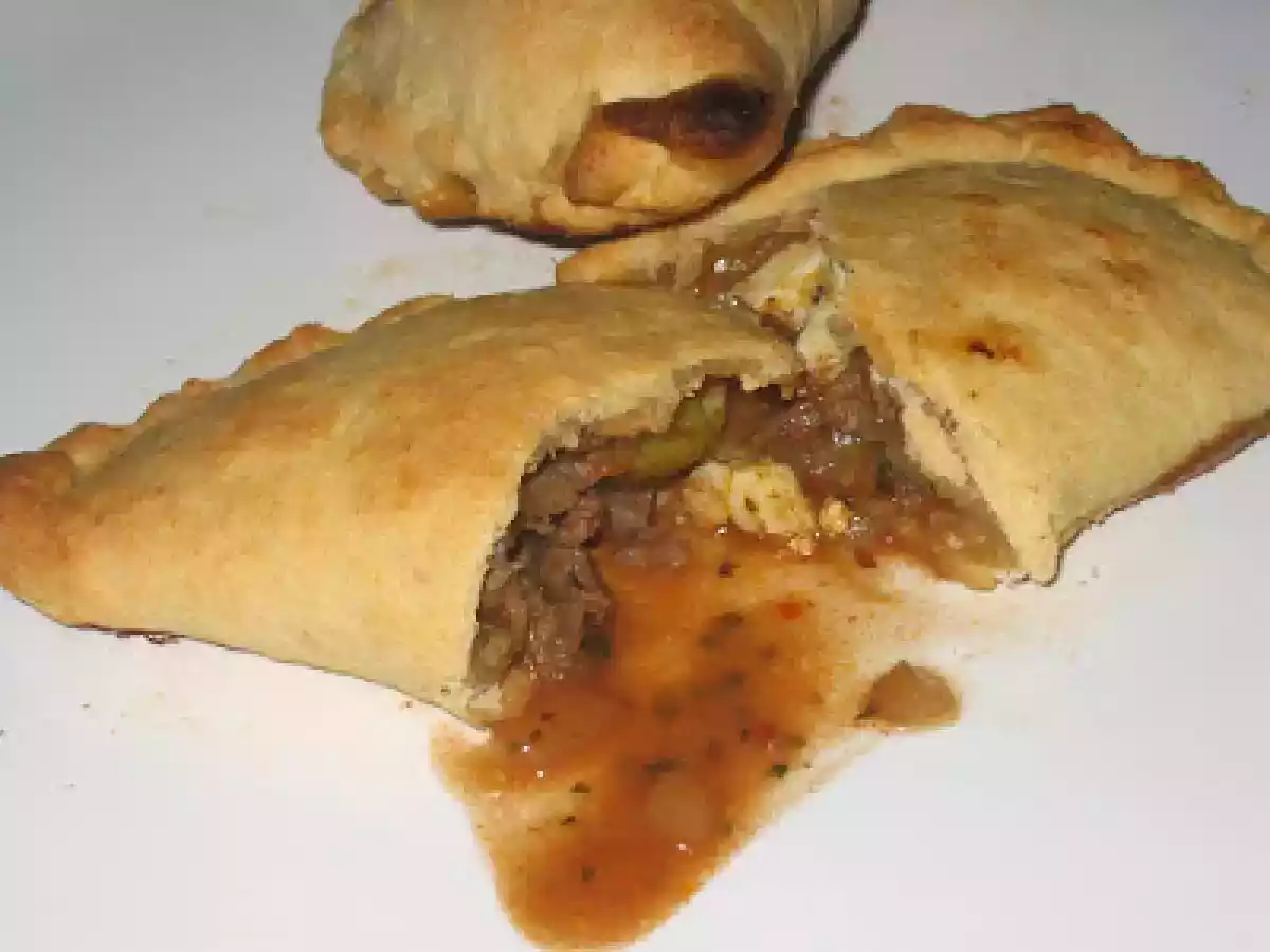 Empanadas salteñas