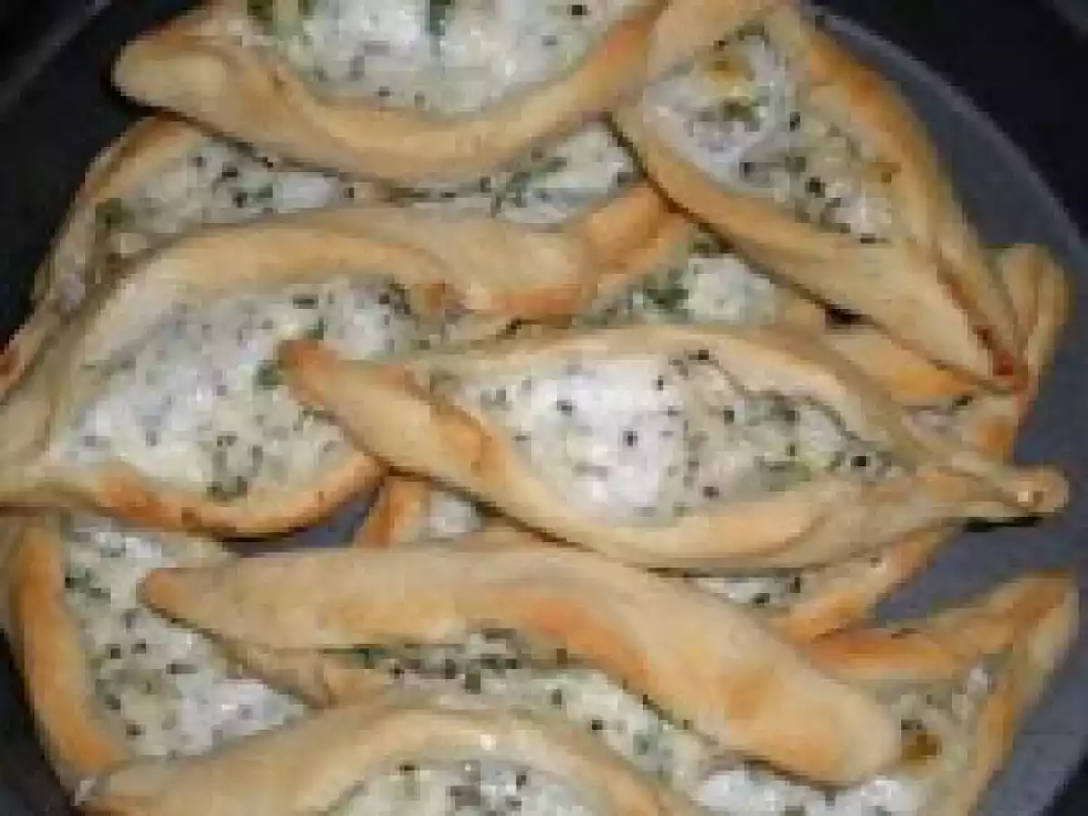 EMPANADILLAS ÁRABES DE QUESO de MAYSSA