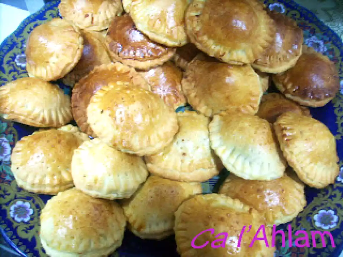 Empanadillas de atún con cebolla