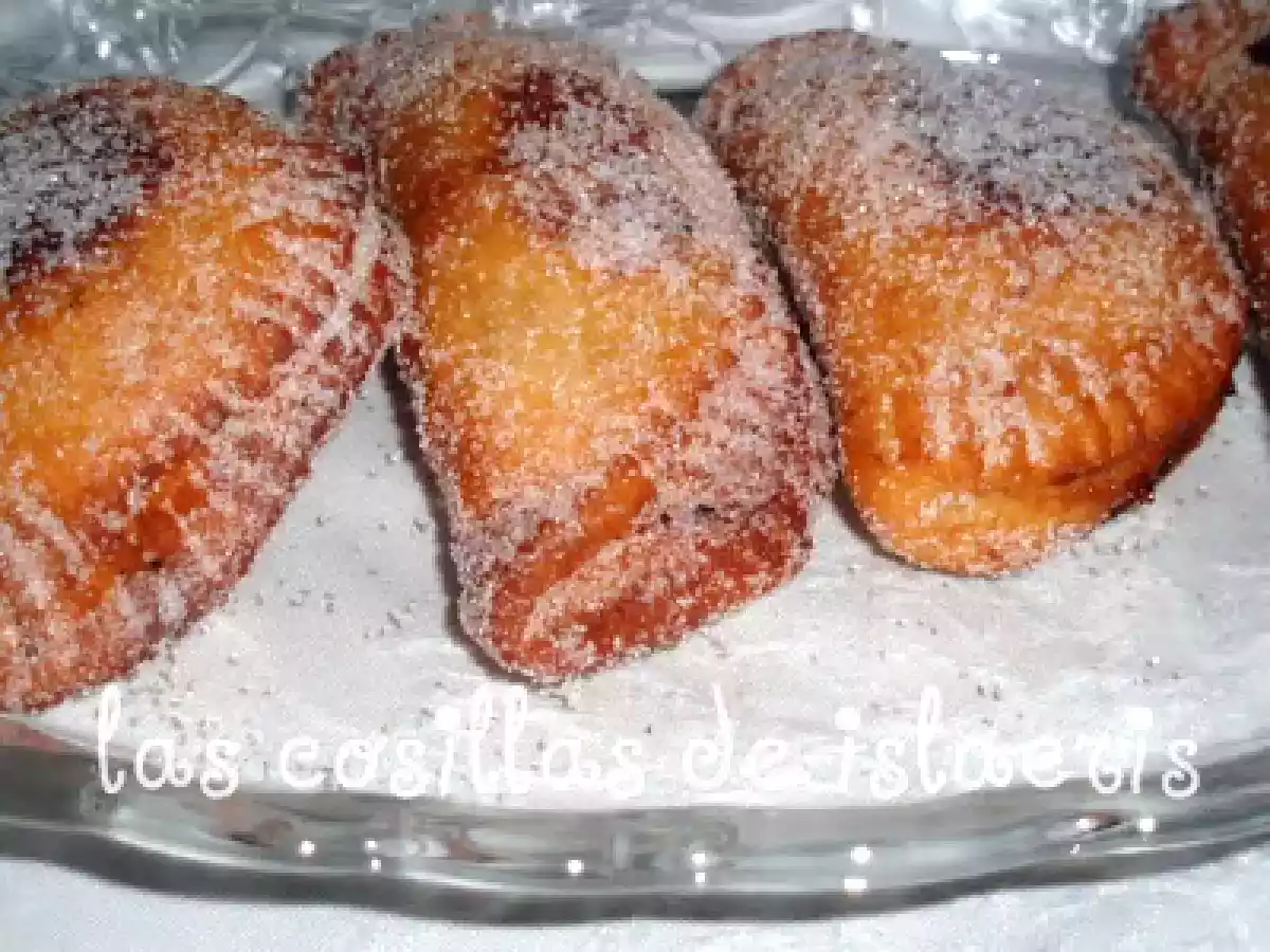 Empanadillas de cabello de angel y roscos fritos