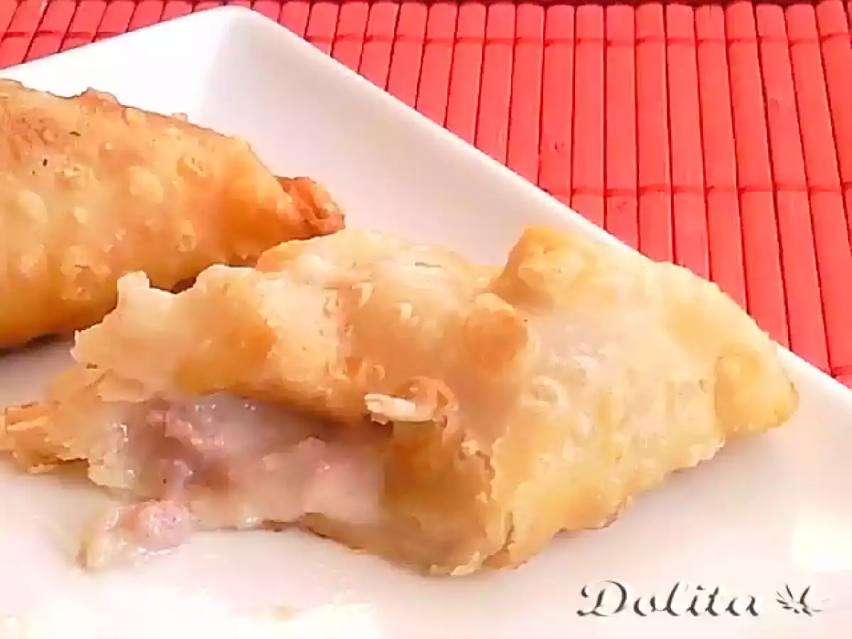 Empanadillas de carne con bechamel