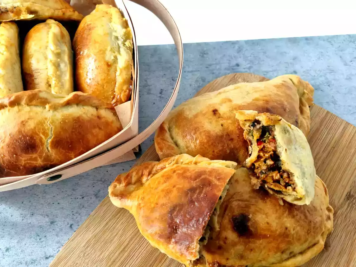 Empanadillas de carne, setas y queso con pasta de trufa - foto 3