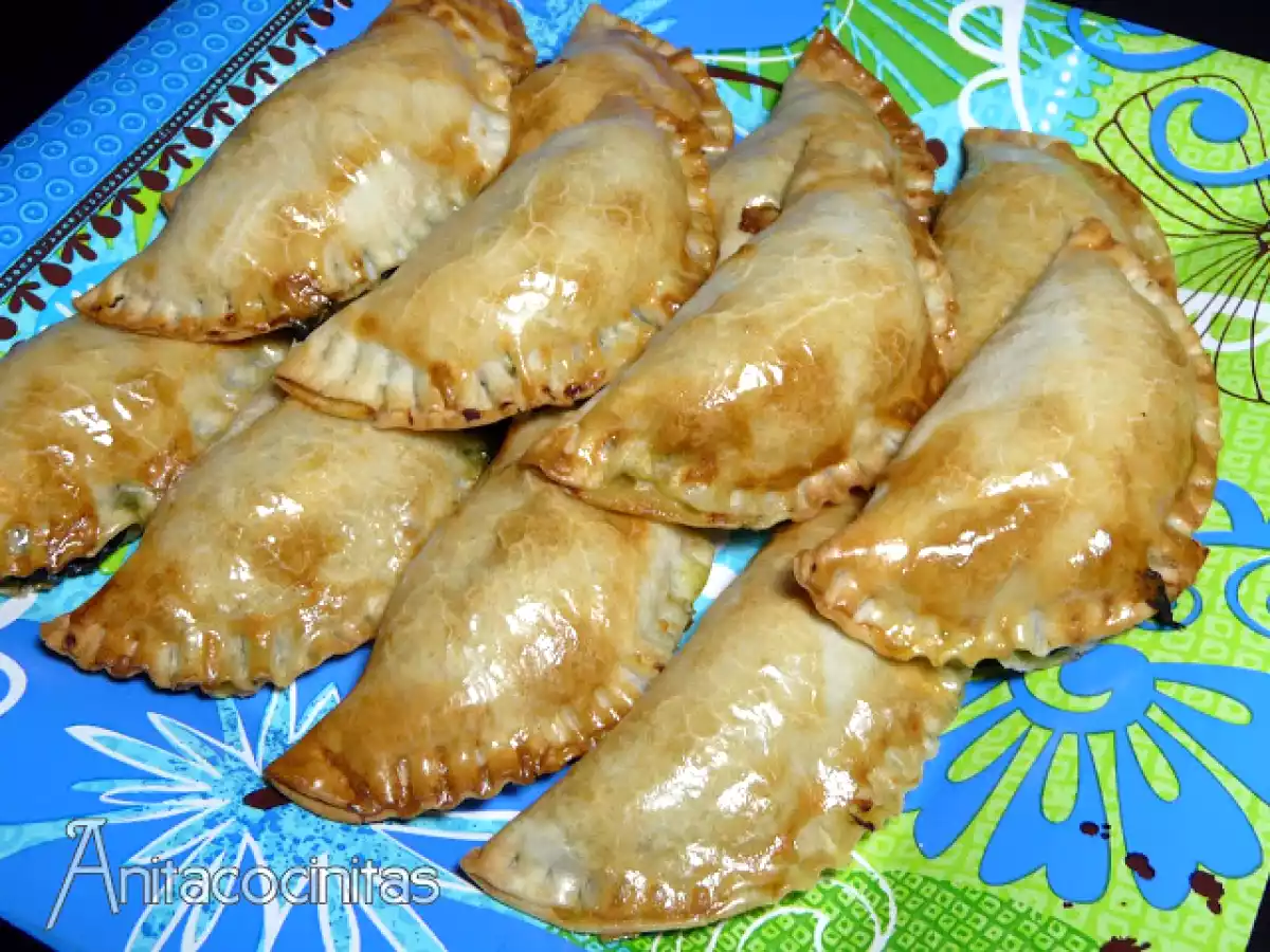 Empanadillas de espinacas y queso de cabra