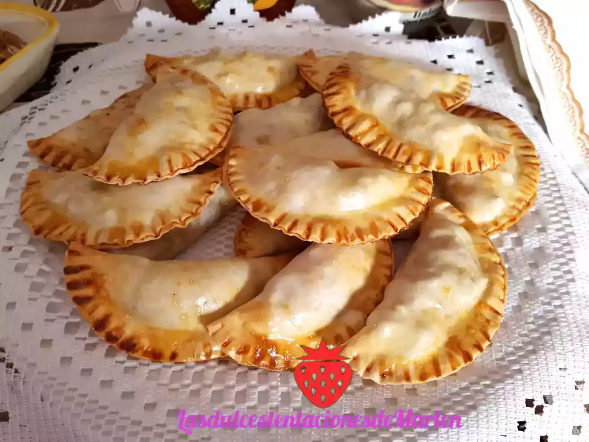Empanadillas de Manzana, Nueces y Canela