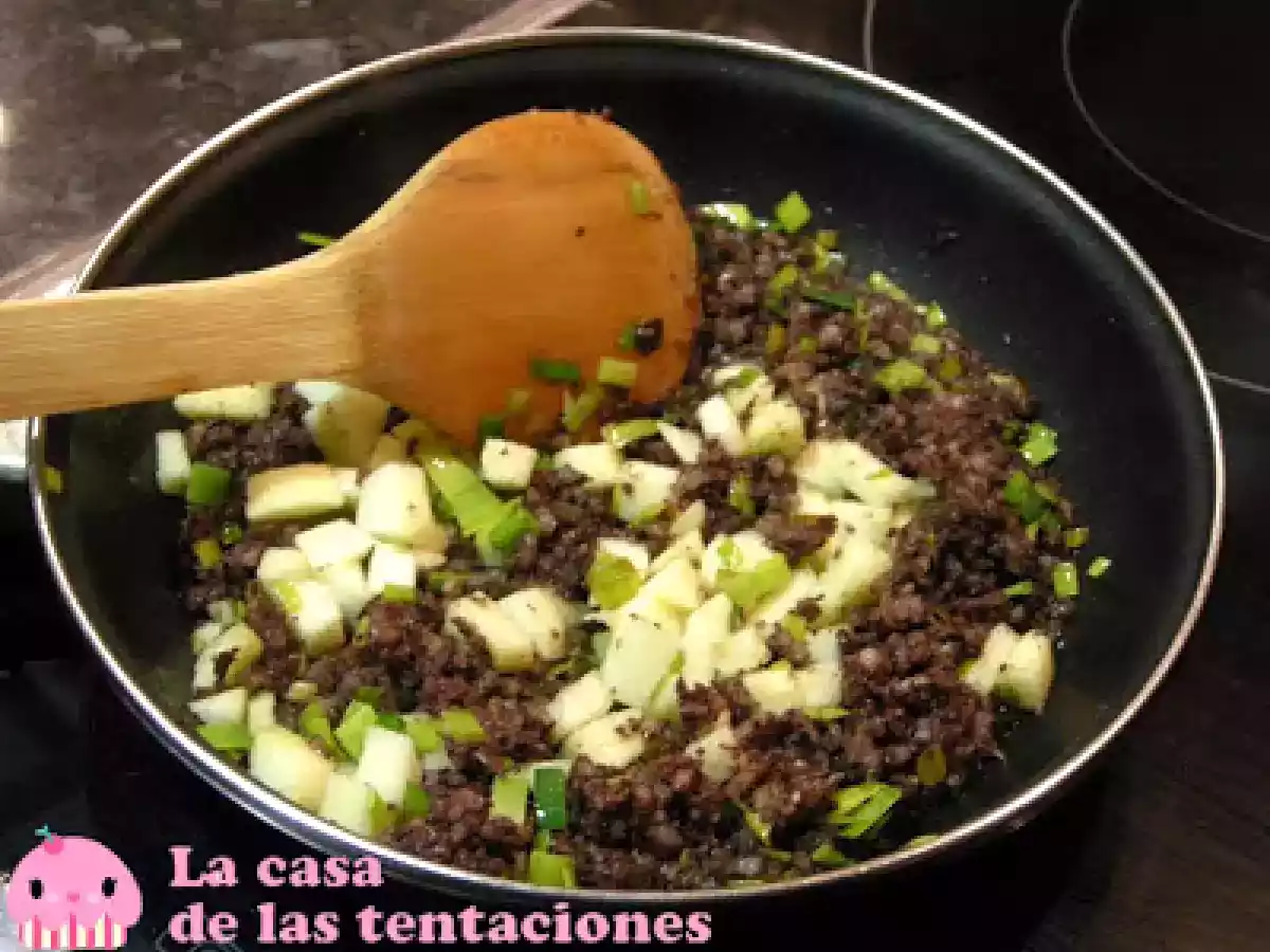 Empanadillas de morcilla - foto 2