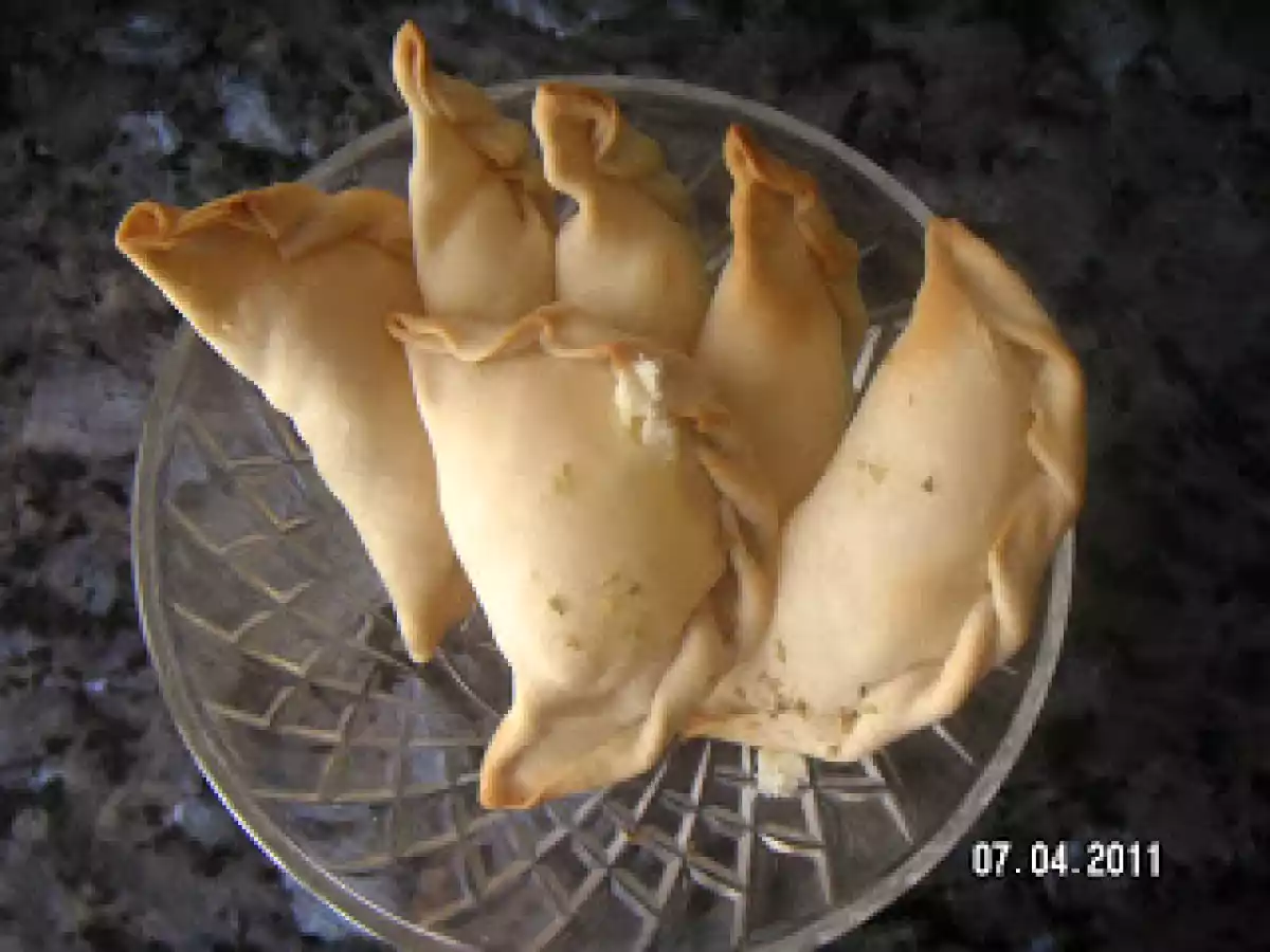 EMPANADILLAS DE QUESO