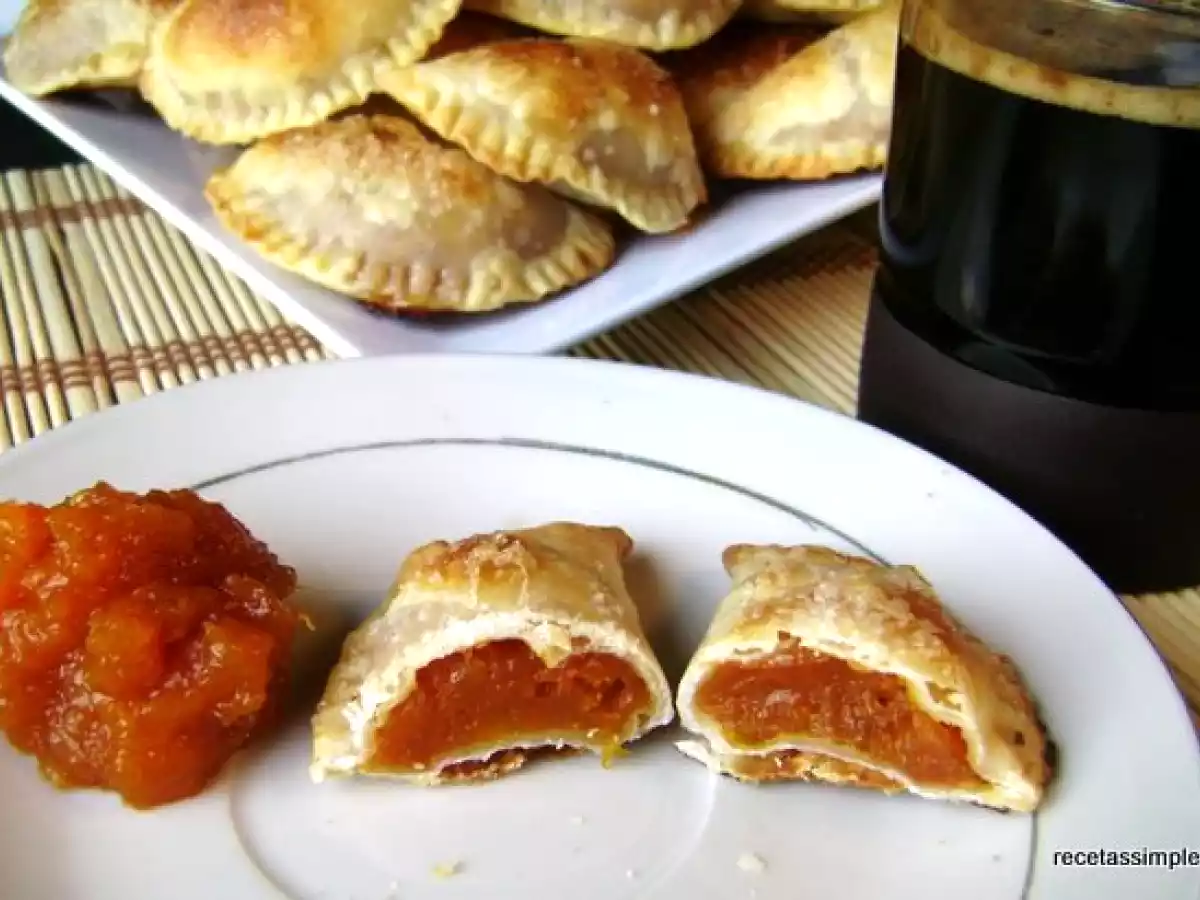 Empanaditas con dulce de calabaza