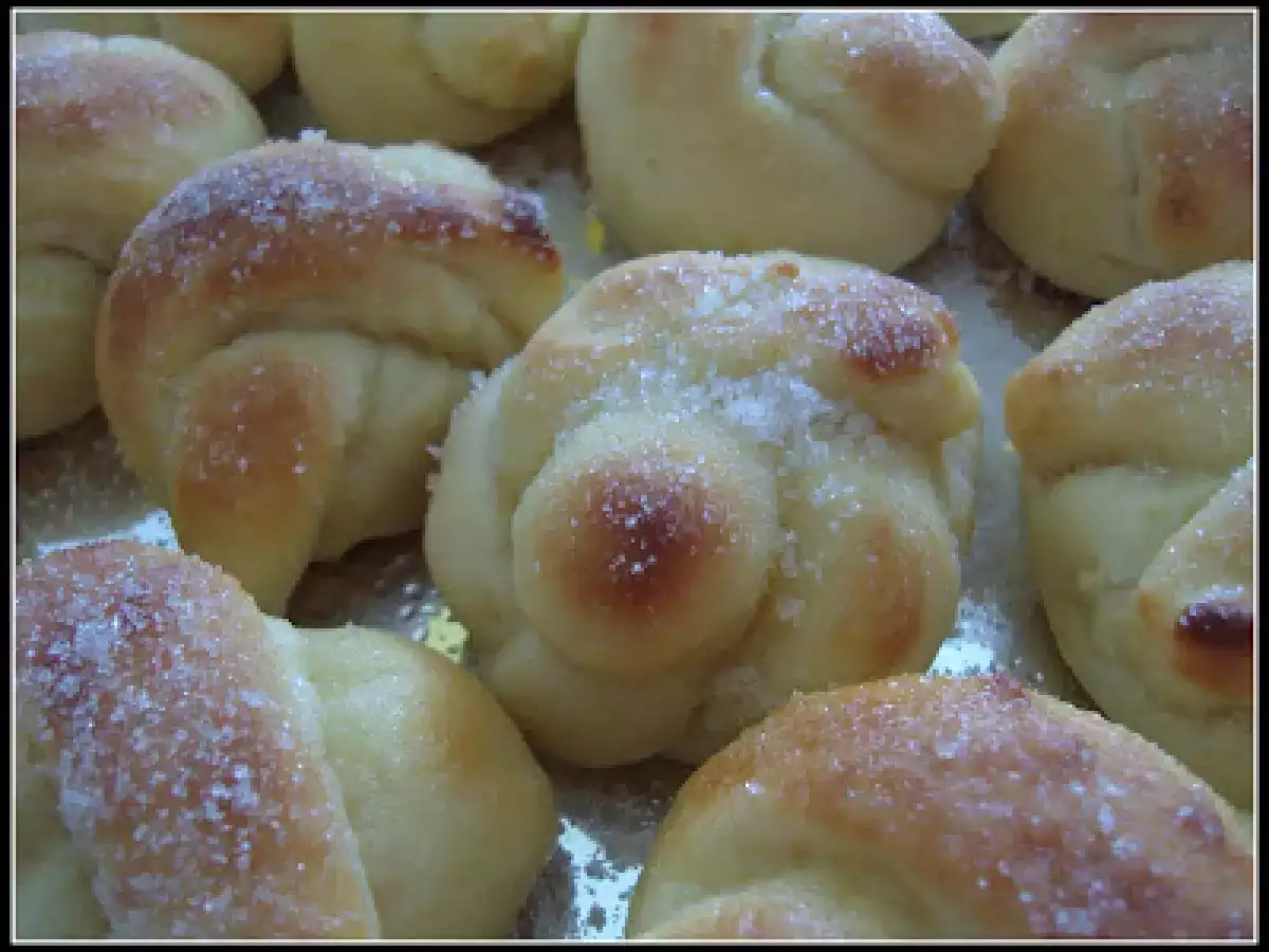 Enrollados Azucarados o Sockerkringla