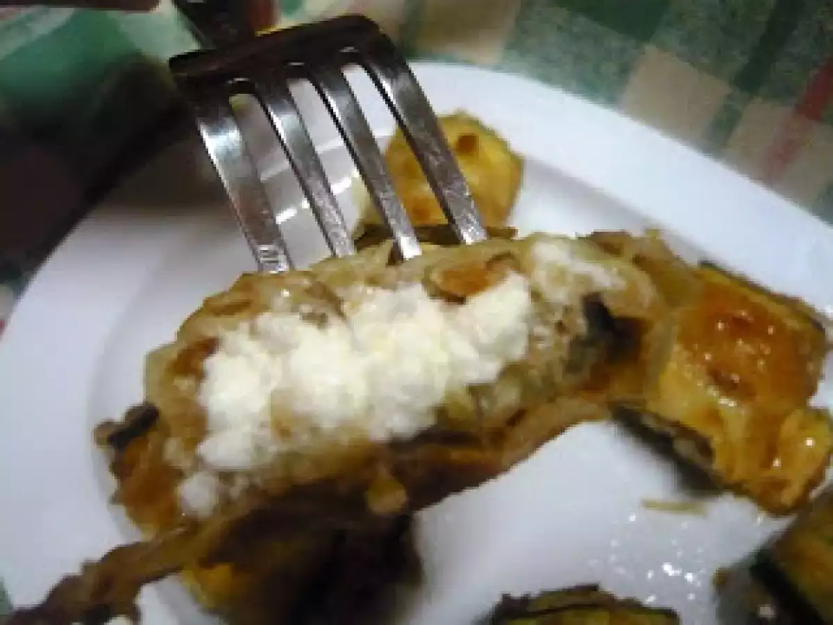 Enrollados de berenjena y requesón - gorgonzola con nueces