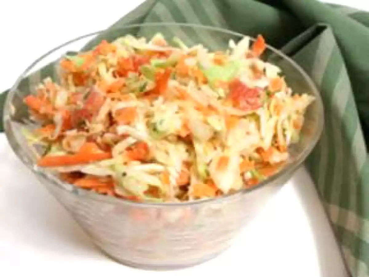 Ensalada caldense de repollo