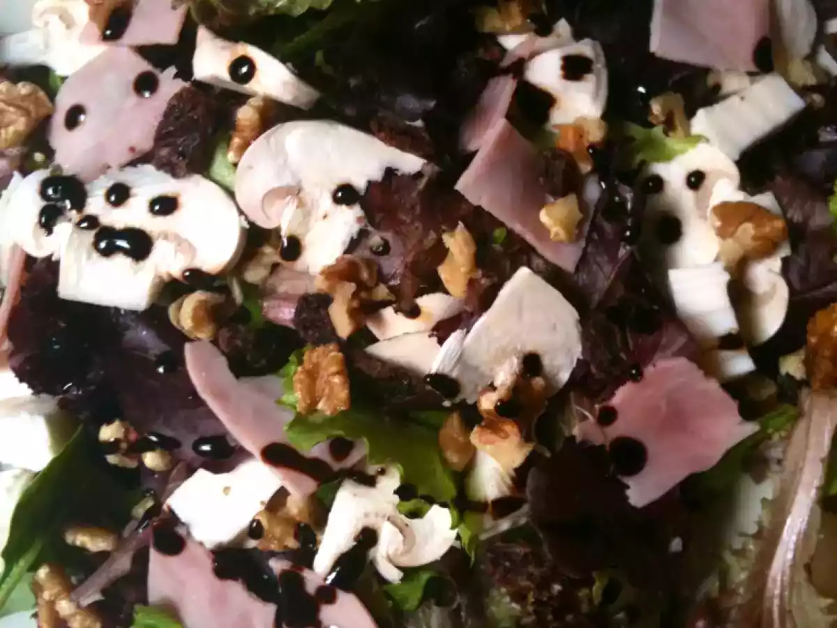 ENSALADA CON CHAMPIÑONES