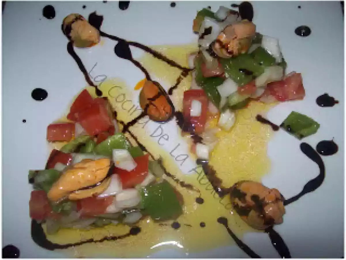 ENSALADA CON MEJILLONES A LA VINAGRETA.