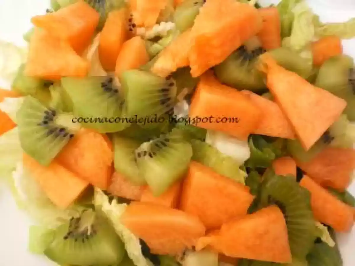 ENSALADA CON MELON CANTALOUP