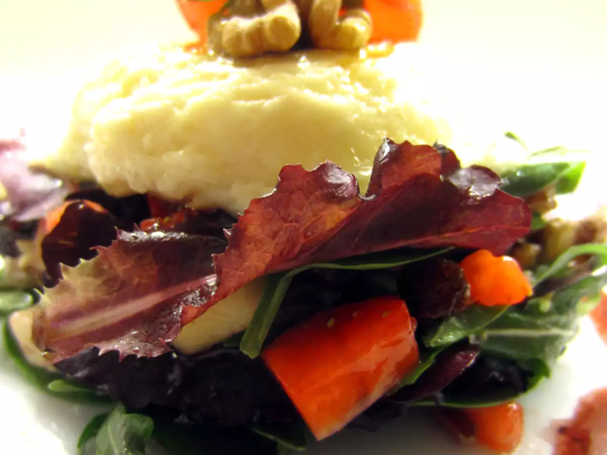 ENSALADA CON QUESO DE CABRA Y FRESAS - foto 3