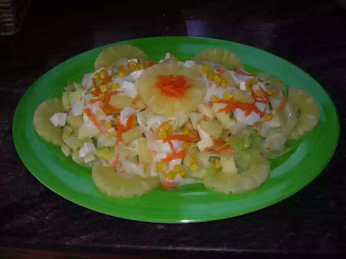 Ensalada con salsa de piña
