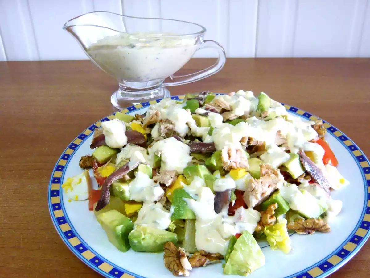 Ensalada de aguacate con salsa tártara - foto 2