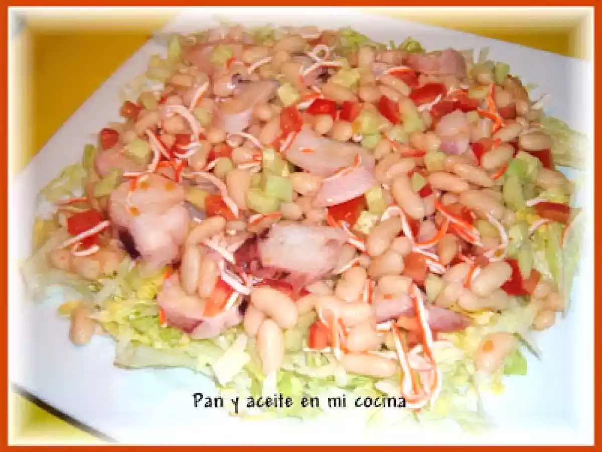 ENSALADA DE ALUBIAS CON PULPO Y CORALIÑOS DE MAR