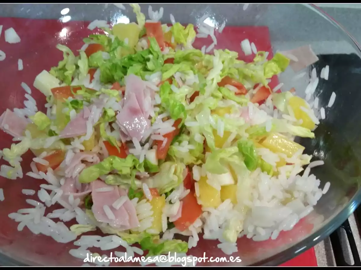 Ensalada de arroz, piña y salsa rosa - foto 4