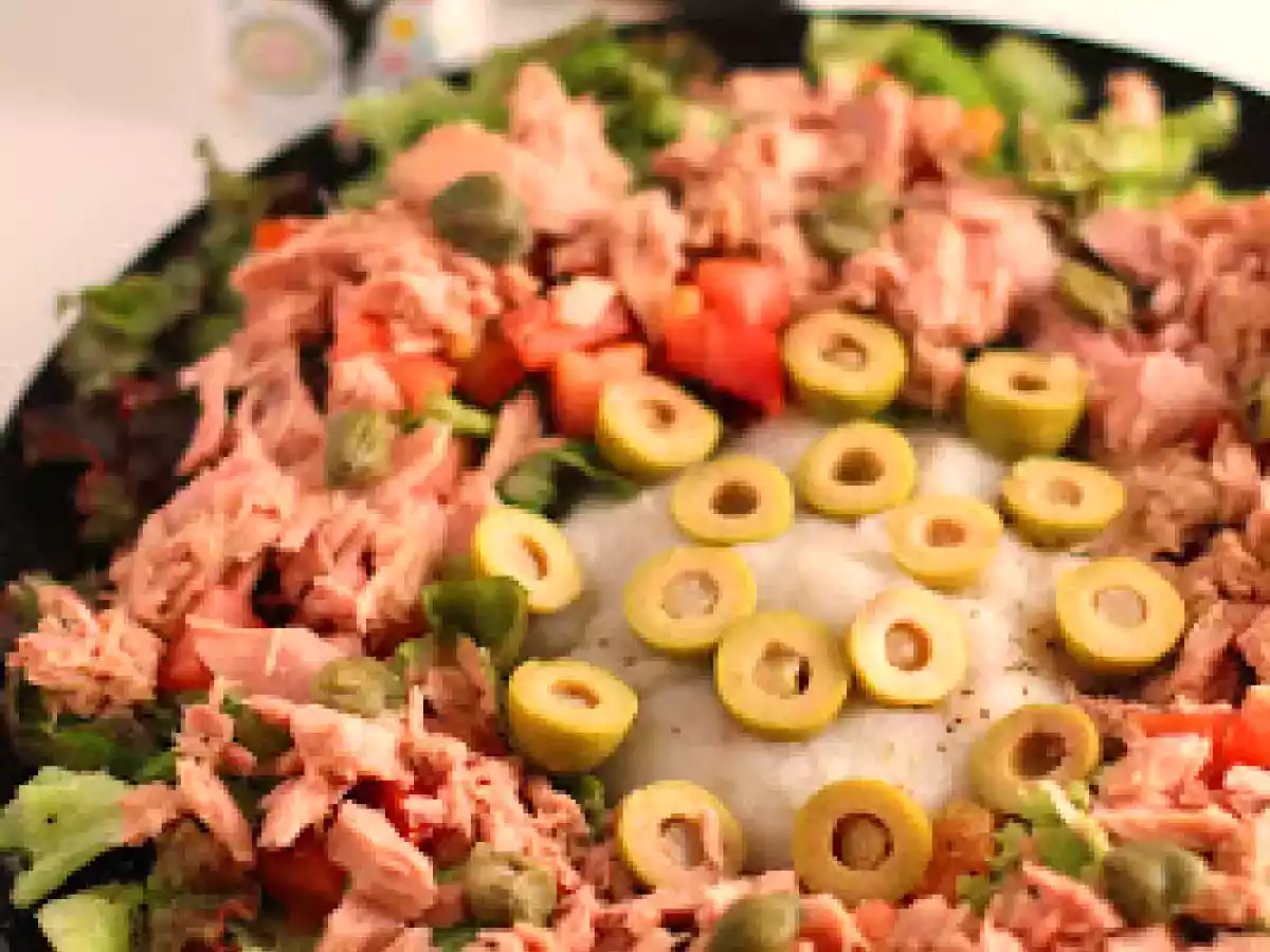 Ensalada de atún y puré de patatas - foto 2