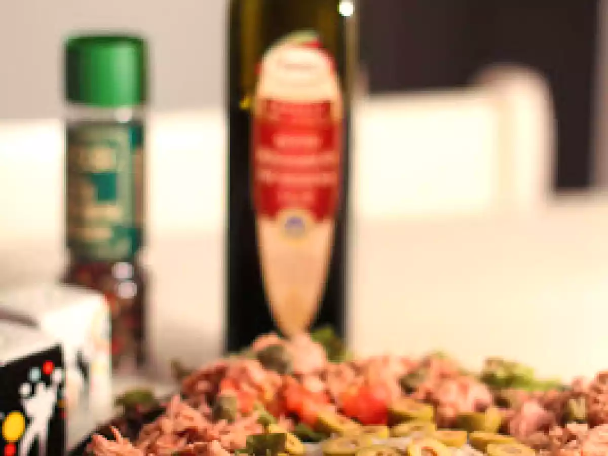 Ensalada de atún y puré de patatas - foto 3