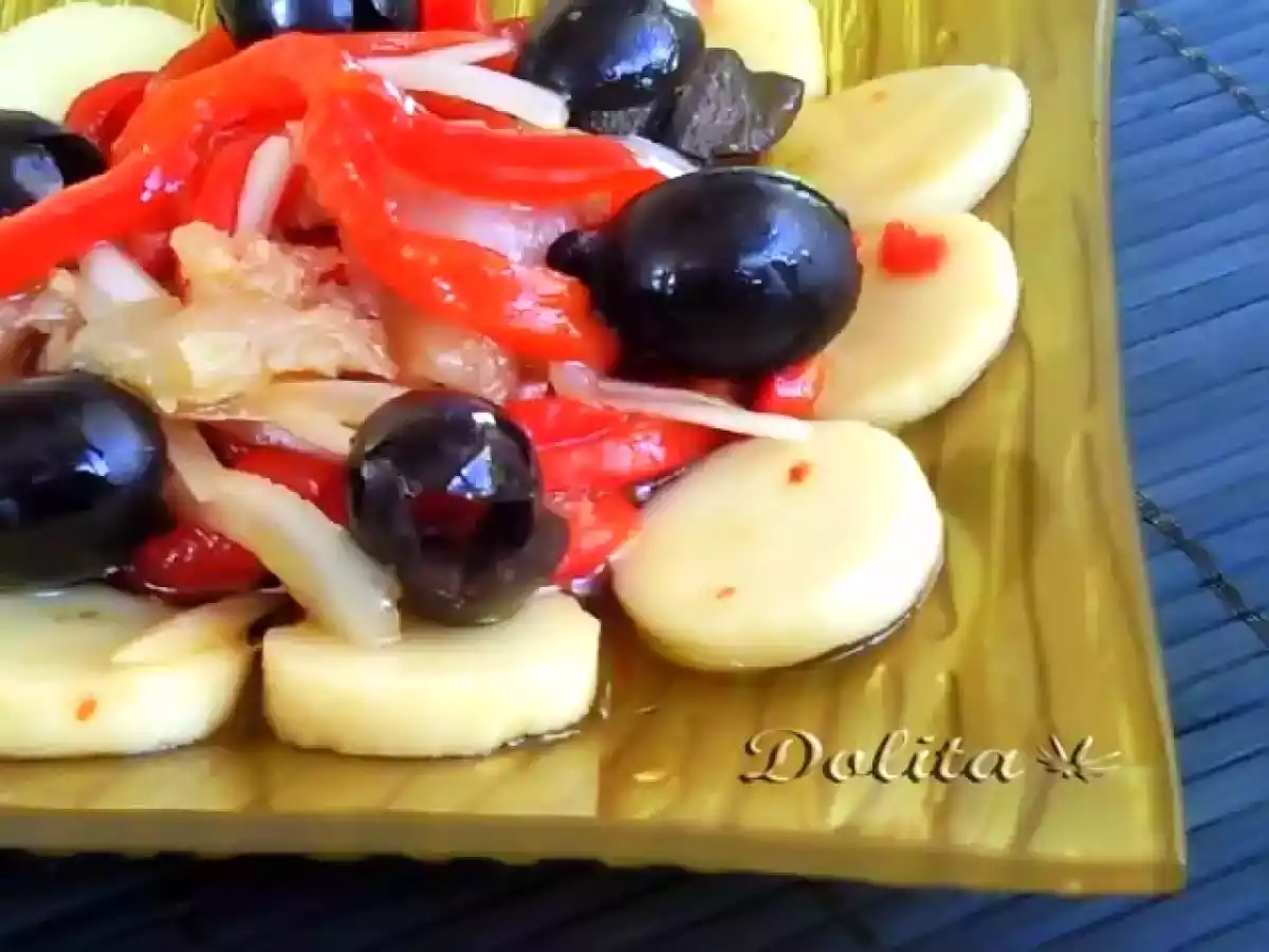 Ensalada de bacalao ahumado y palmitos