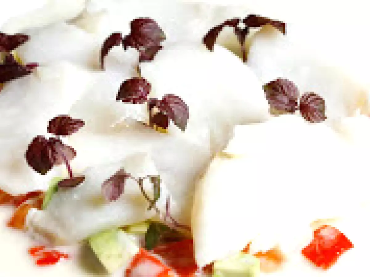 Ensalada de bacalao en láminas