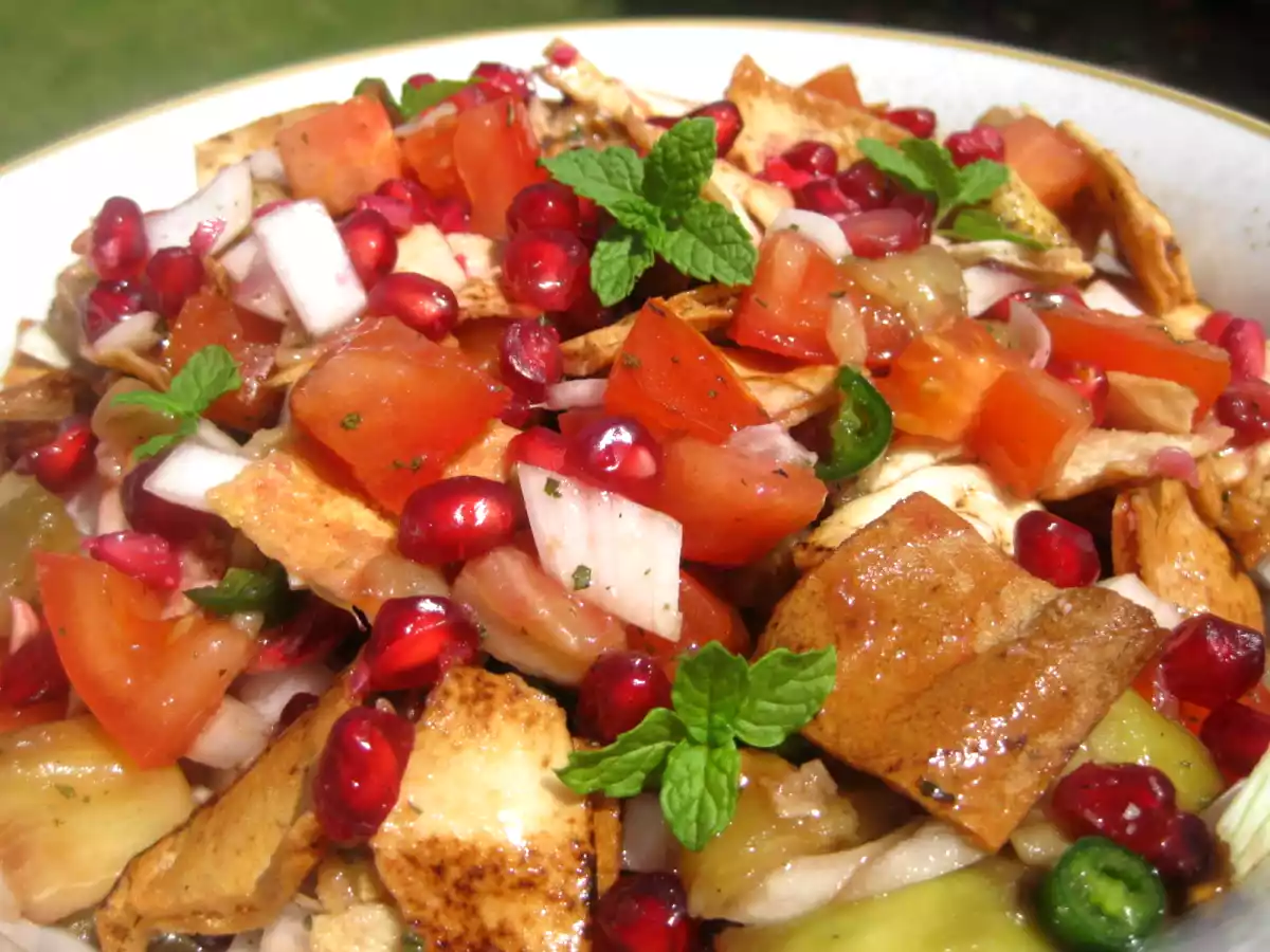 Ensalada de berenjena y granada