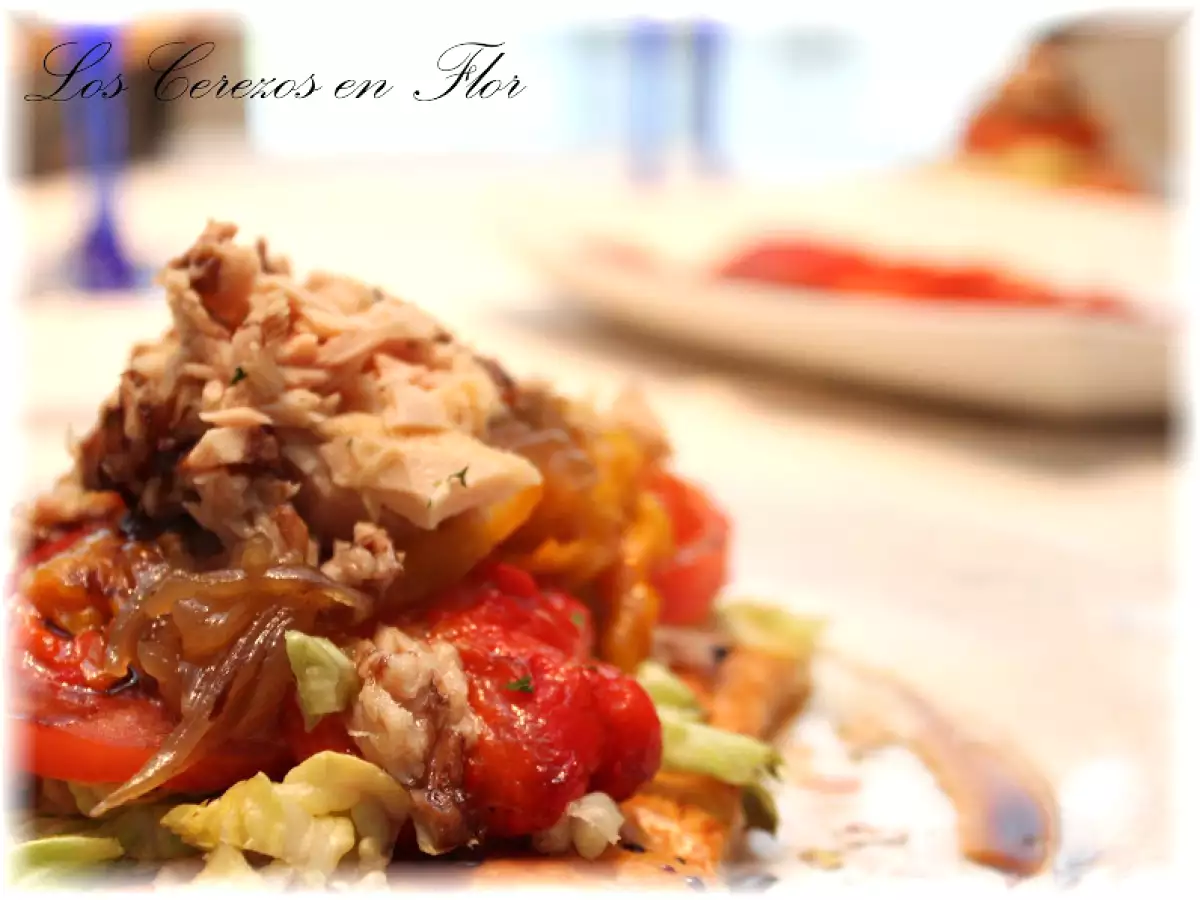 Ensalada de bonito en hojaldre - foto 2