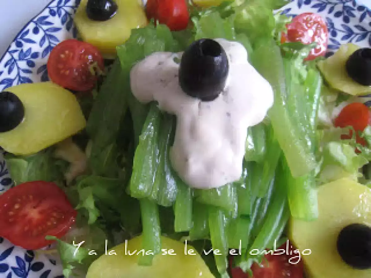 Ensalada de borraja, con salsa de yogur - foto 2