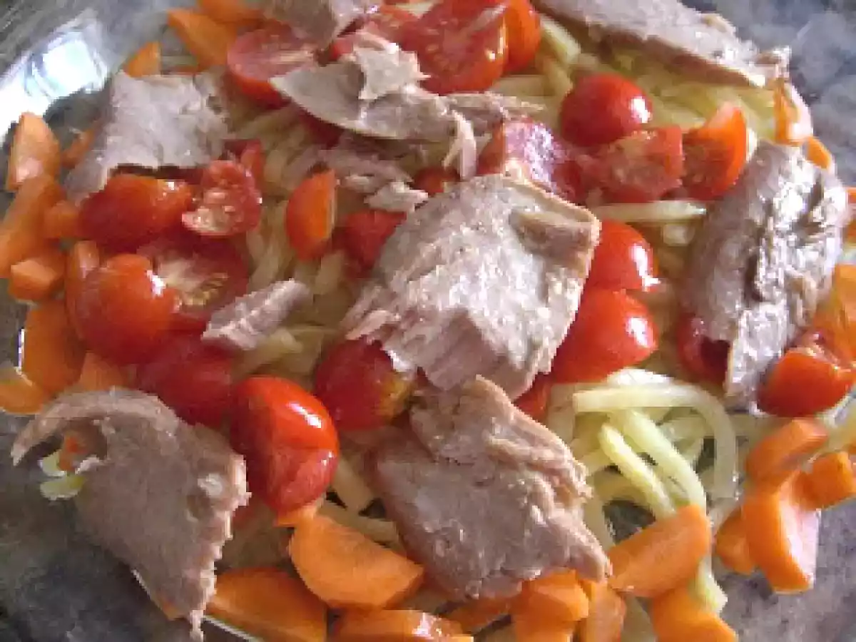 Ensalada de brotes de bambú y ventresca - foto 2