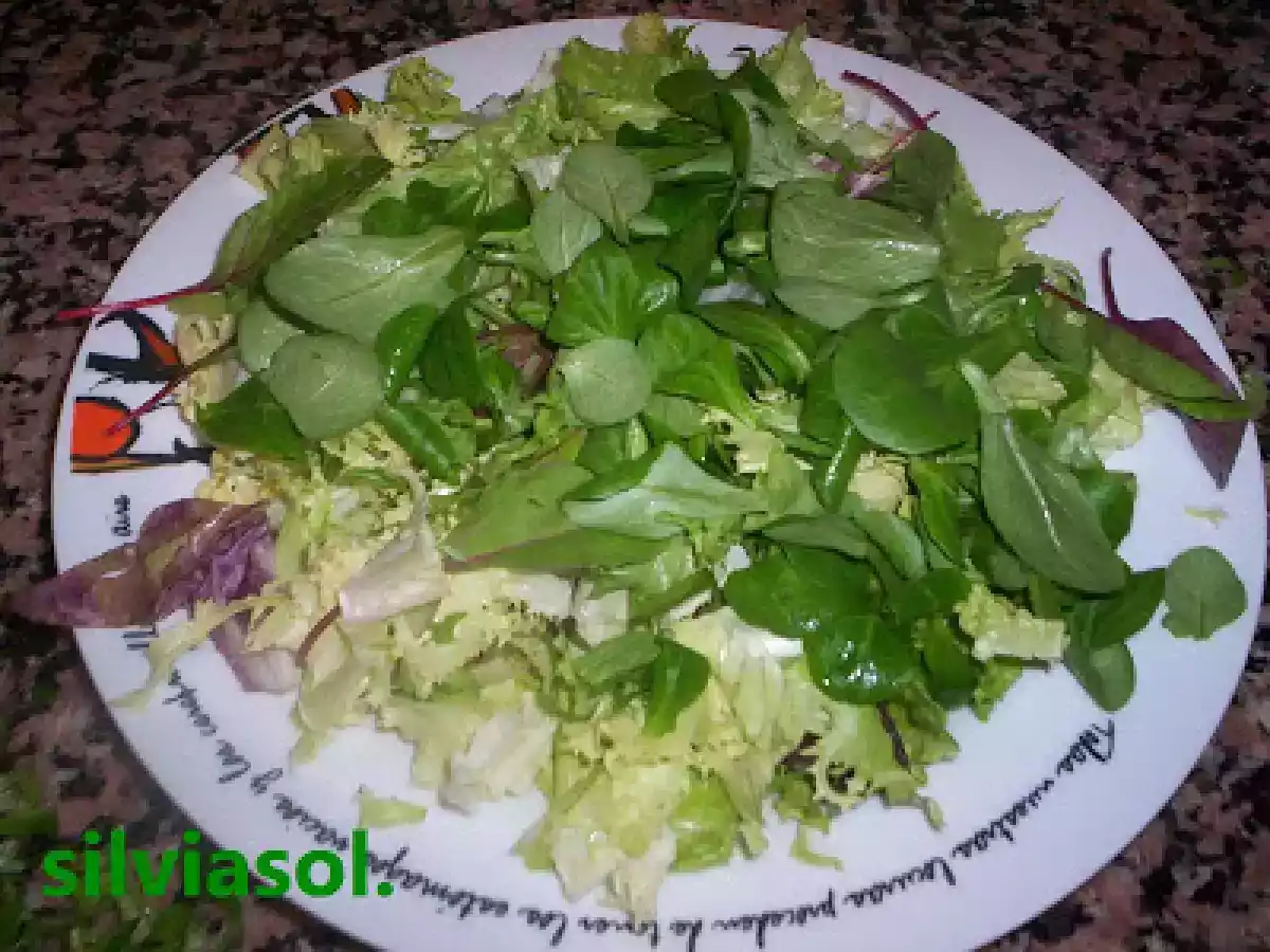 ENSALADA DE CHAMPIÑONES Y QUESO LIGERO. - foto 5