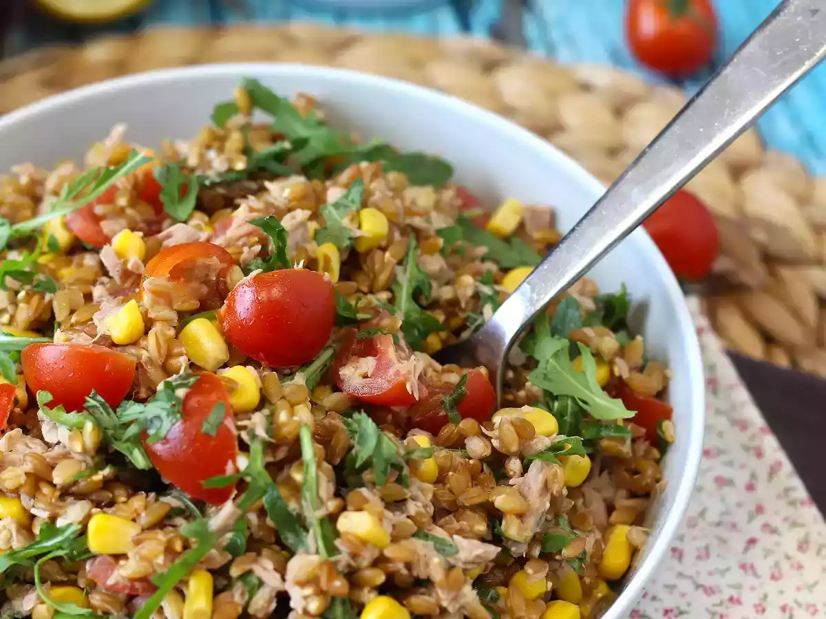 Ensalada de espelta con atún y tomates cherry: una receta ligera y nutritiva - foto 5