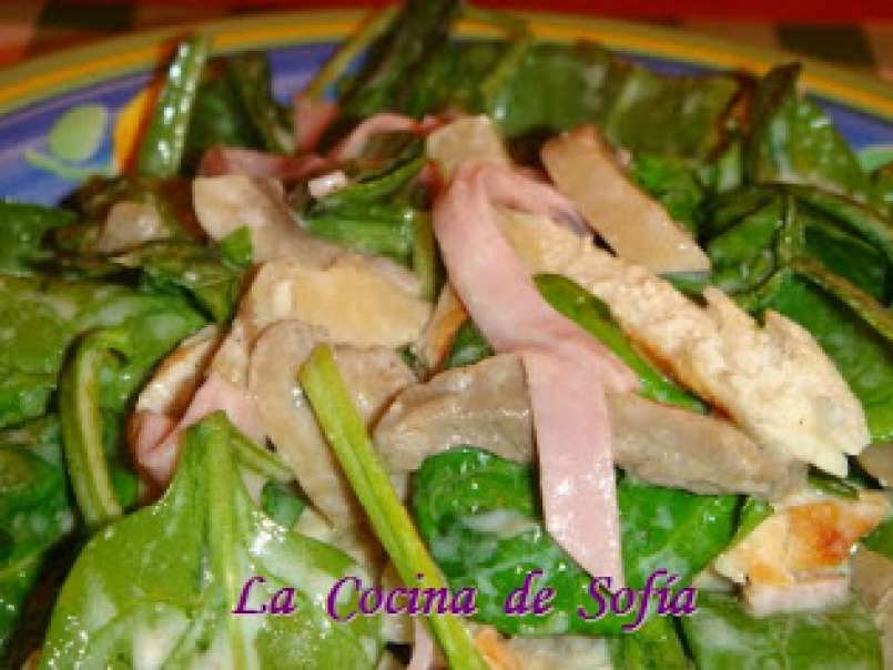 Ensalada de Espinacas, pollo y salsa de piña, foto 2