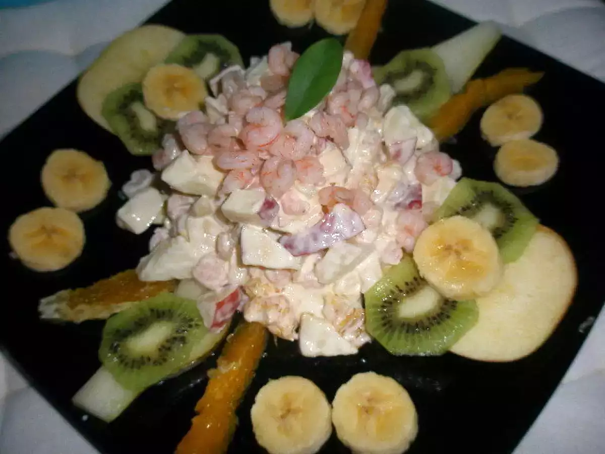 Ensalada de gambas y fruta