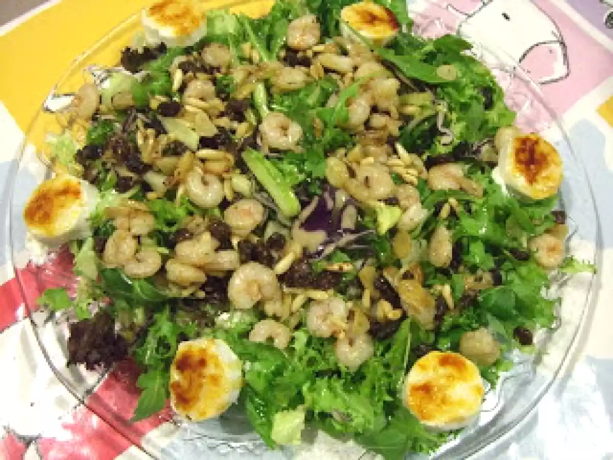 Ensalada de gambas y queso caramelizado