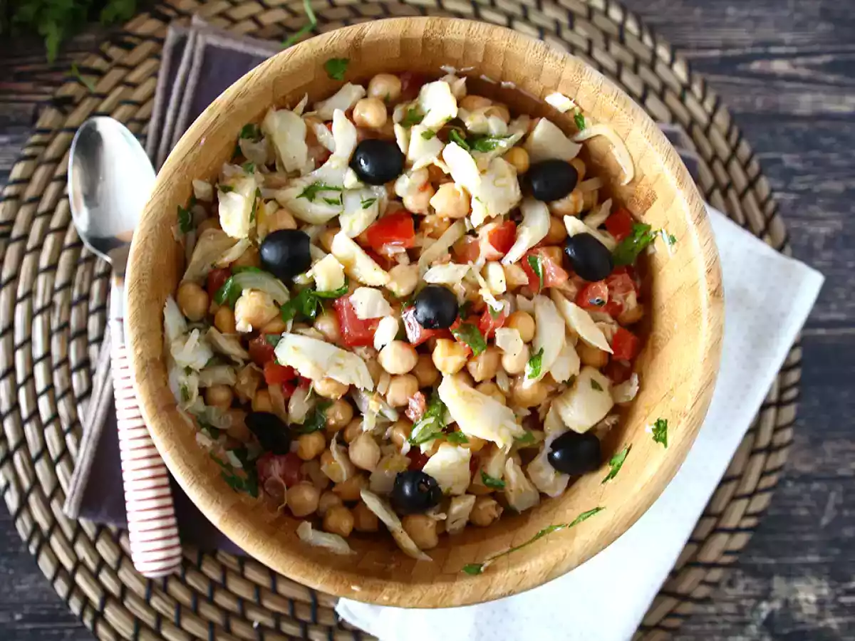 Ensalada de garbanzos con bacalao - foto 4