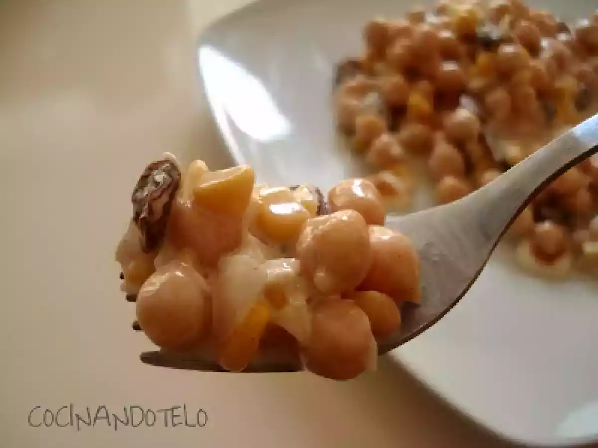 ENSALADA DE GARBANZOS CON MAYONESA Y CHUTNEY DE MANGO