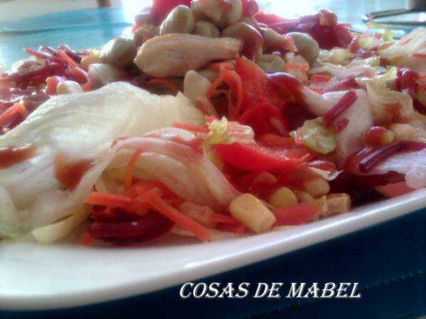 Ensalada de habas y pollo