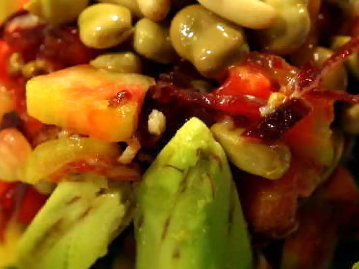 Ensalada de habitas con virutas de jamón - foto 3