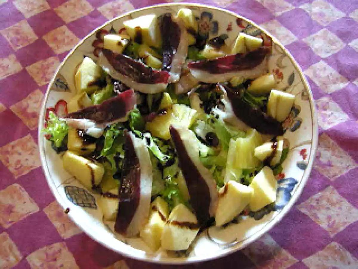 ENSALADA DE JAMON DE PATO Y FRUTA