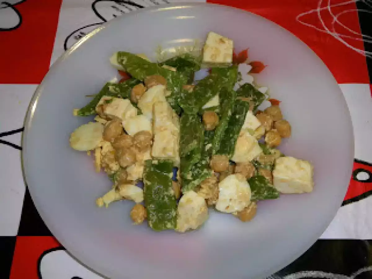 Ensalada de judías y garbanzos.