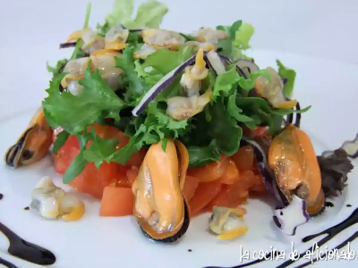 Ensalada de mejillones y berberechos