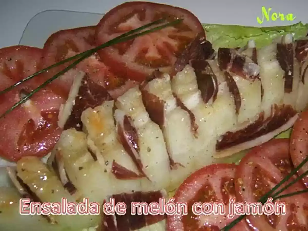 Ensalada de melón con jamón. - foto 2