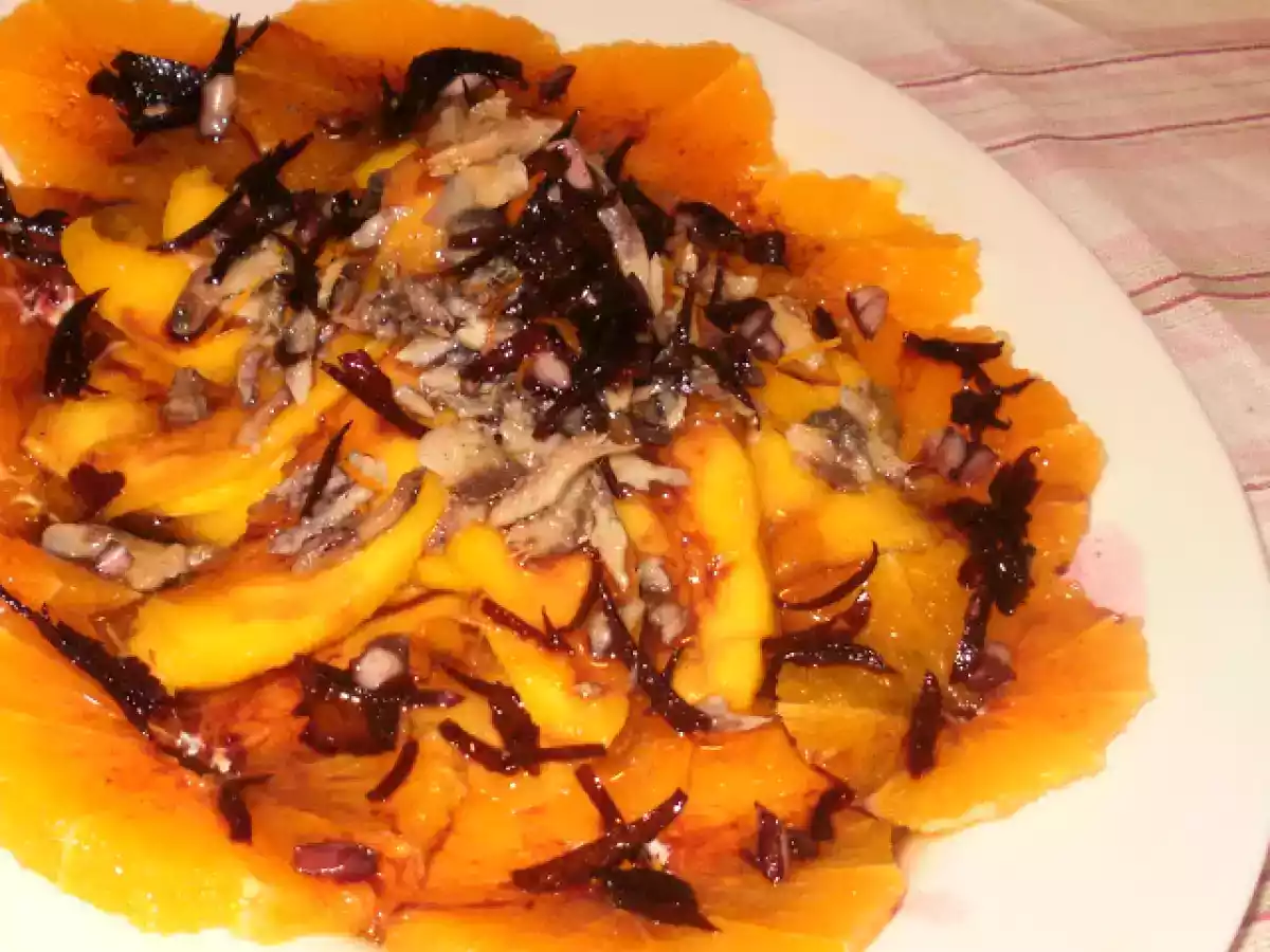 Ensalada de naranja, mango y arenques