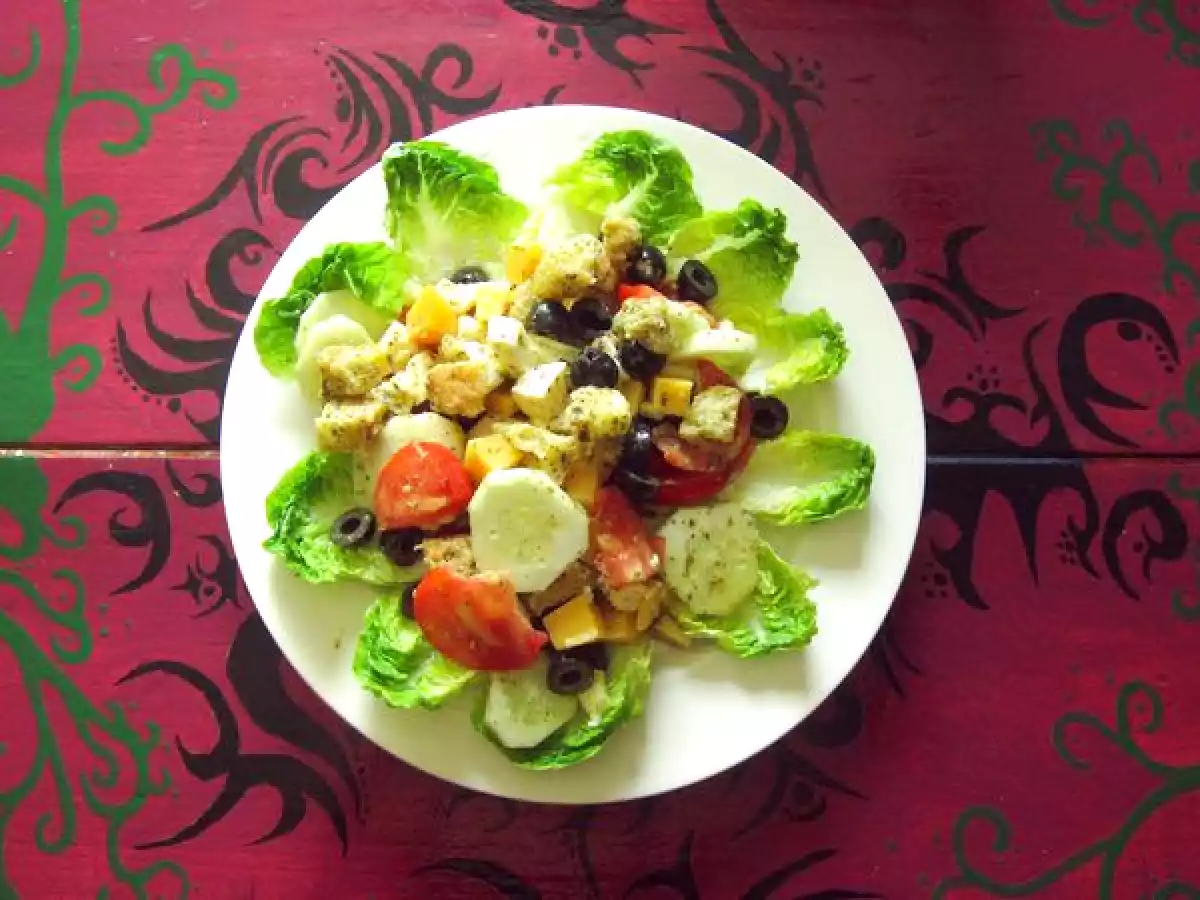 Ensalada de pan duro y queso - foto 3