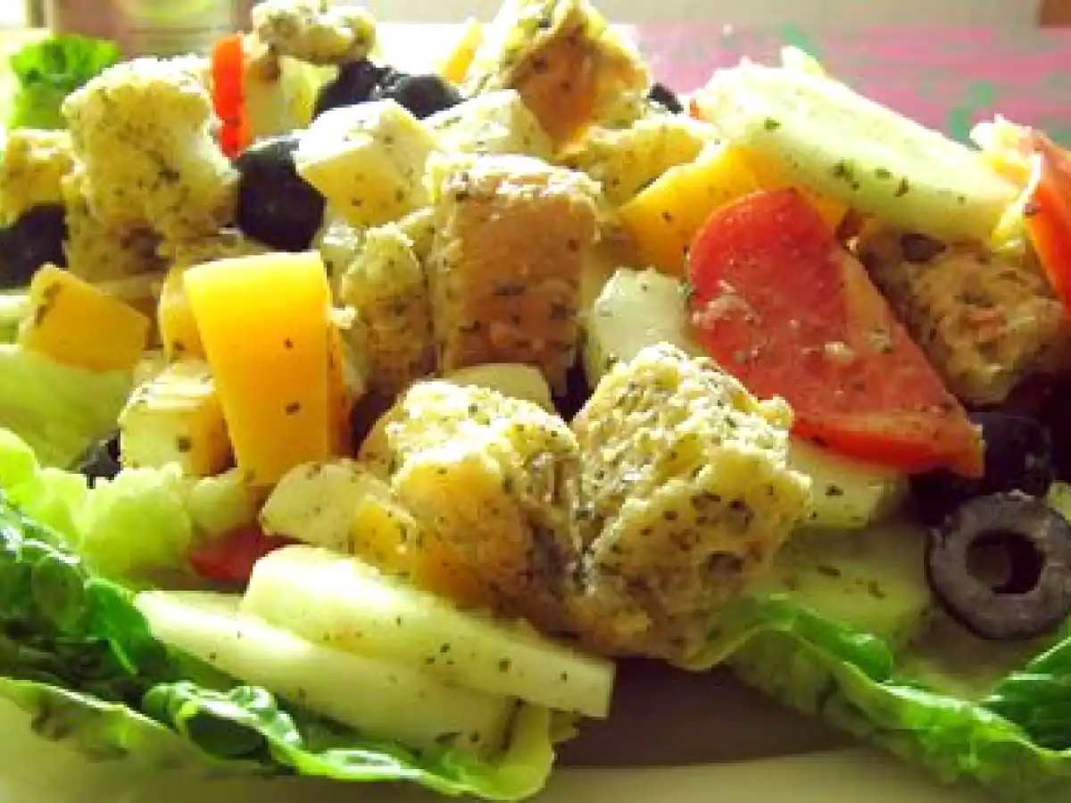 Ensalada de pan duro y queso - foto 4