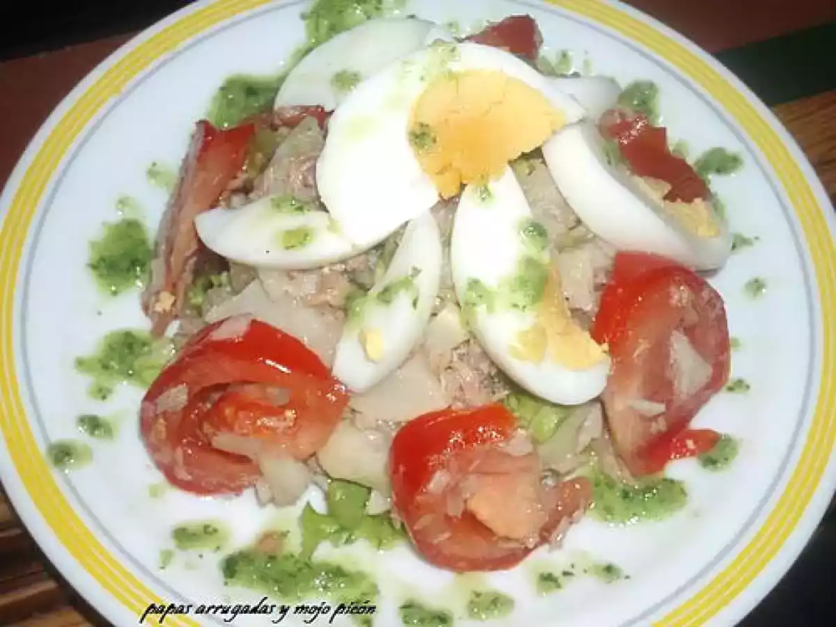 ENSALADA DE PAPA CON SALSA VERDE