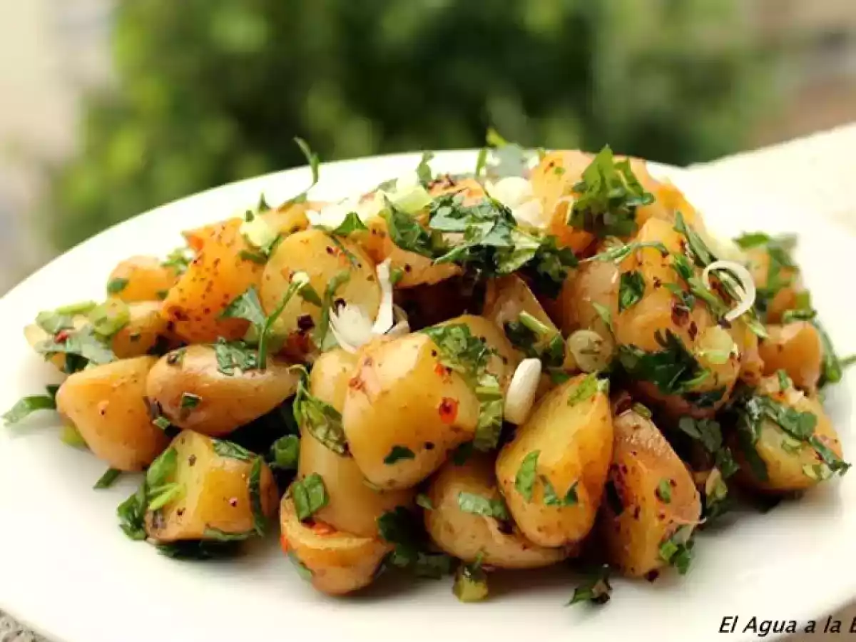 Ensalada de papas tibias con hierbas